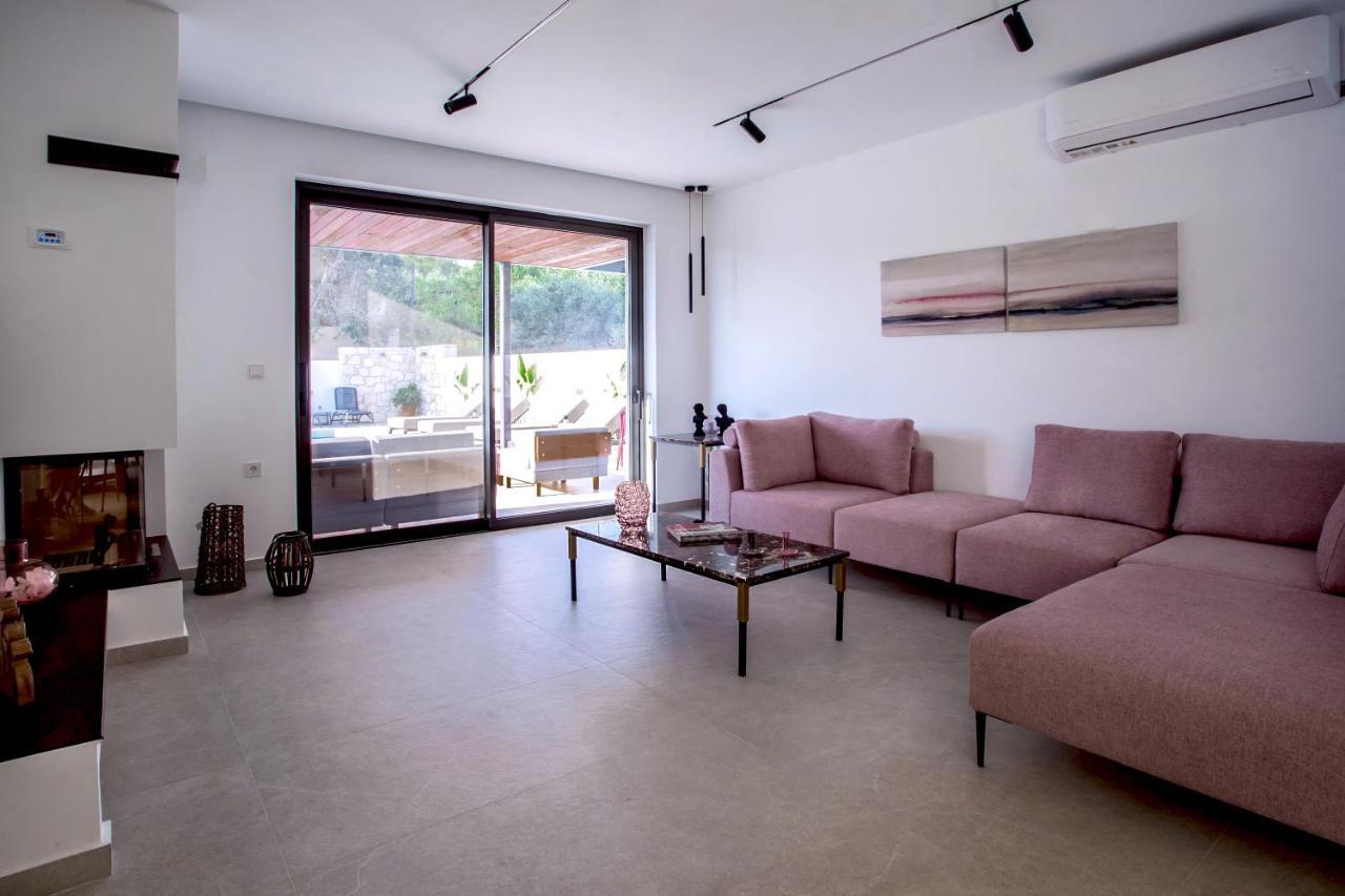 Avrilia Seaside Villa Heated Pool Almirida Extérieur photo