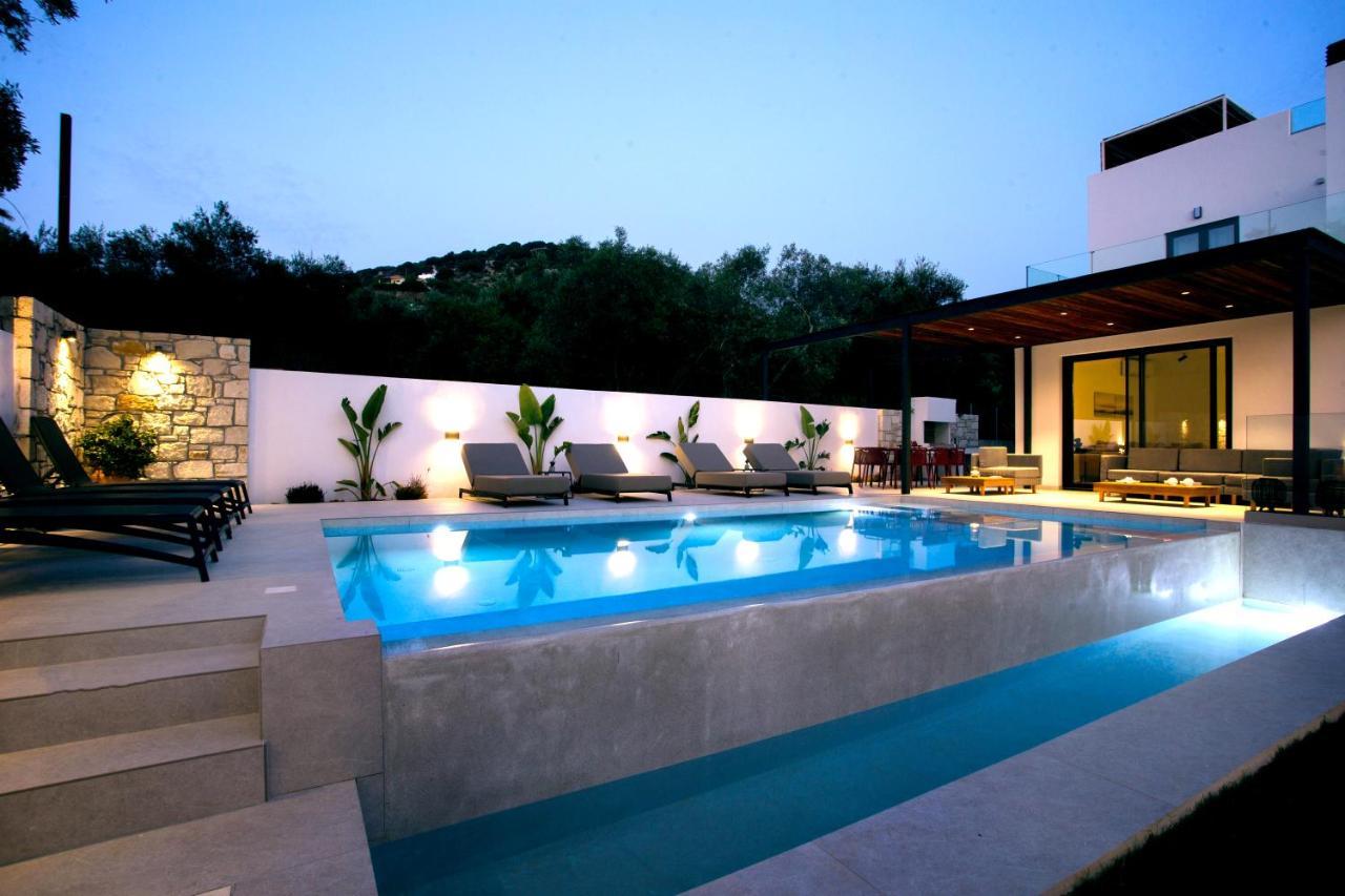 Avrilia Seaside Villa Heated Pool Almirida Extérieur photo