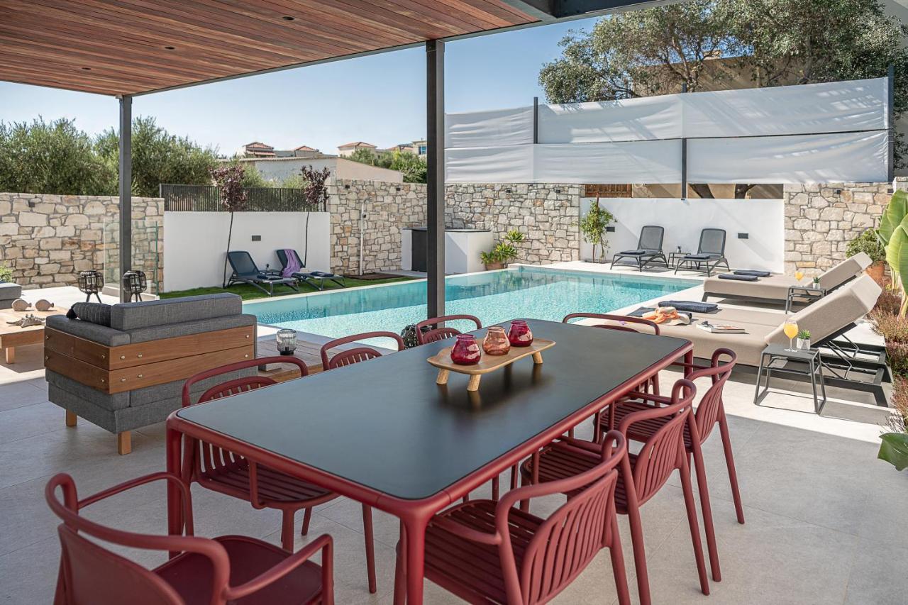Avrilia Seaside Villa Heated Pool Almirida Extérieur photo